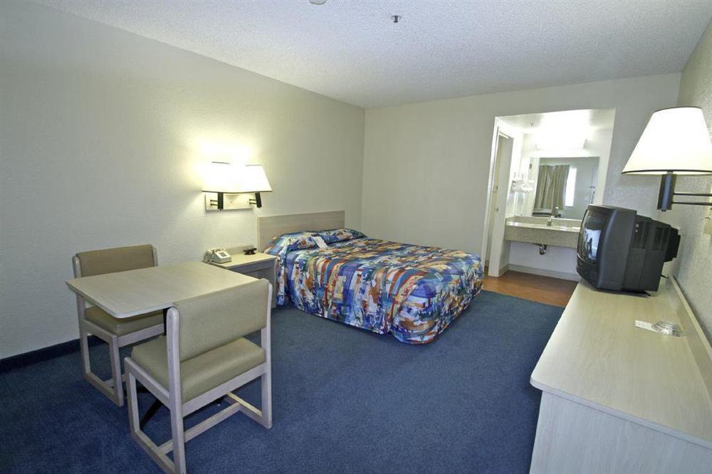 Motel 6-Sparks, Nv - Airport - Sparks Oda fotoğraf